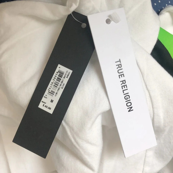 NWT True Religion Men’s White Graphic Crew Neck T-Shirt Size M - Picture 4 of 5